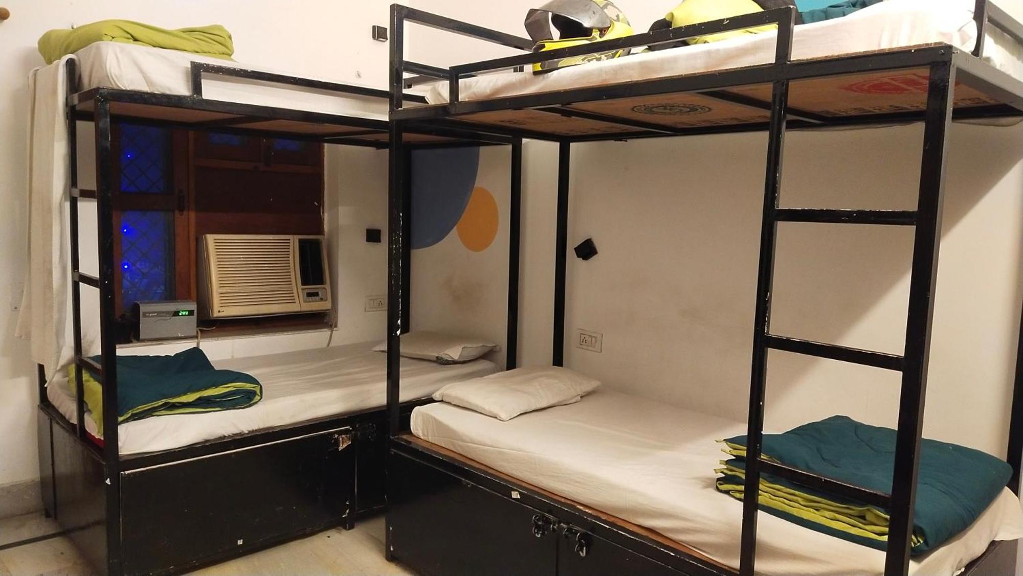 רישיקש Unplan Hostel מראה חיצוני תמונה